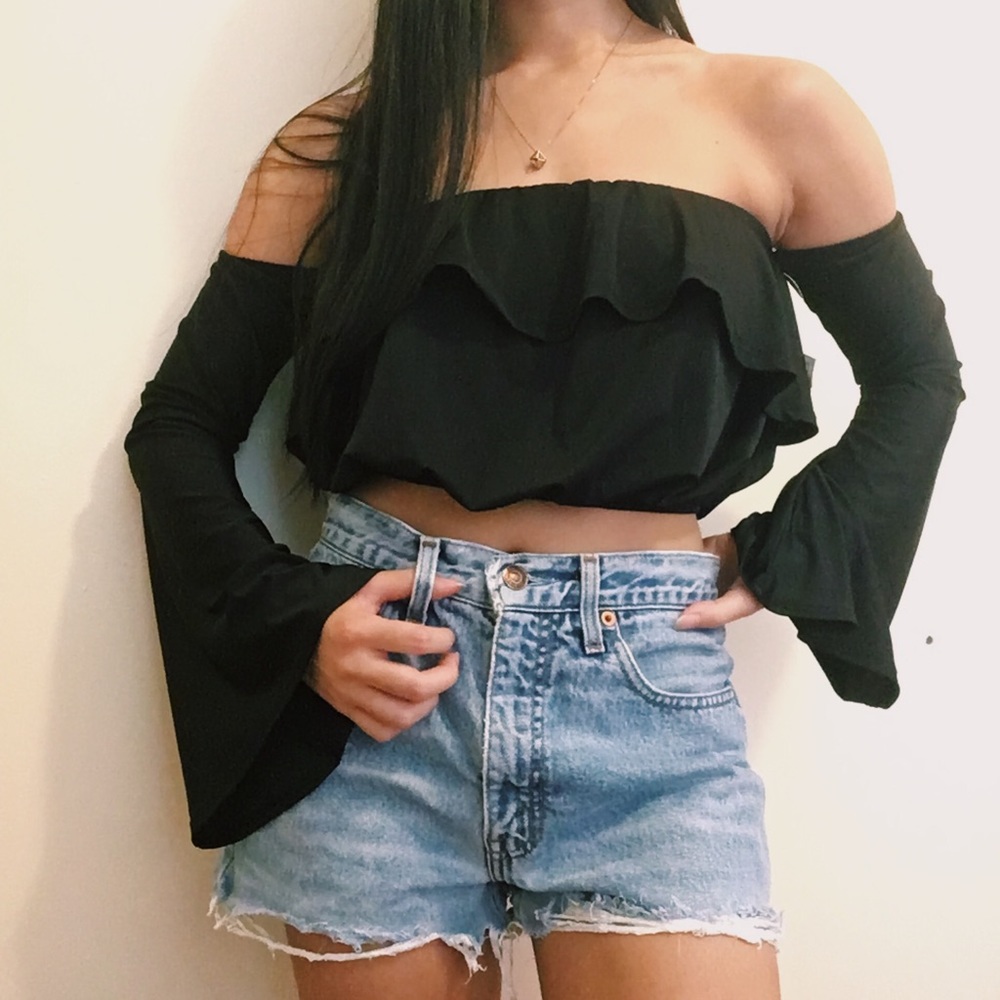 NWT Black Off-the-Shoulder Flowy Crop Top